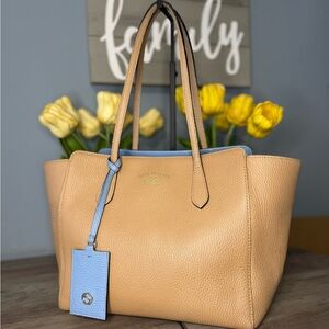 Gucci Leather Swing Tote